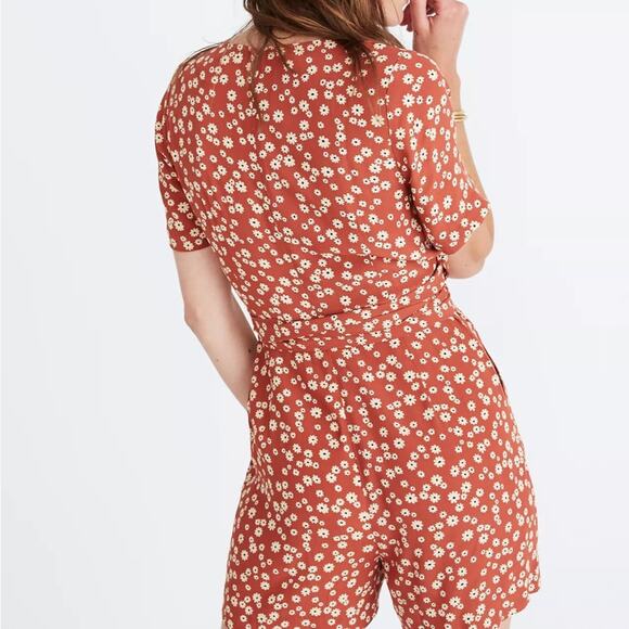 NWT Madewell Wrap-Front Romper in Daisy Field.-P3. - Picture 11 of 15